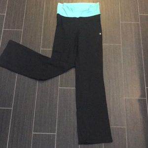 Wide leg leggings